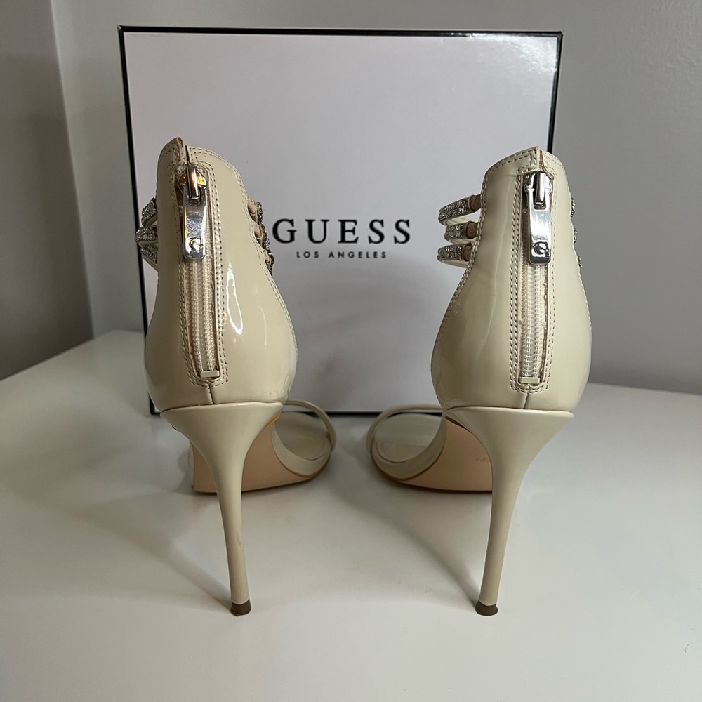 Beautiful Guess ivory/cream stiletto heels with rhinestones - Picture 2 of 4
